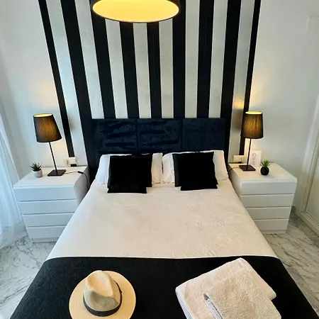Petunias Lorcrisur Apartment *